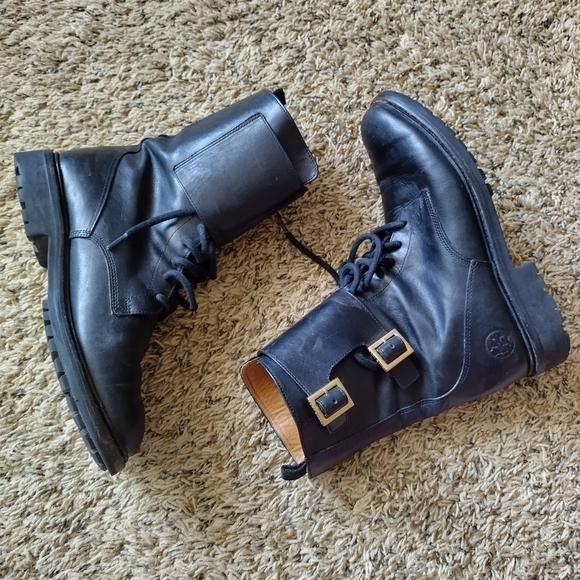 Tory Burch Lukas Flat moto vegan leather lace up Booties sz 8,5 - Picture 2 of 10